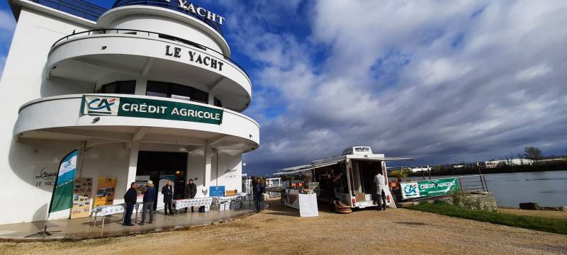 LE CREDIT AGRICOLE S'INVITE AU YACHT